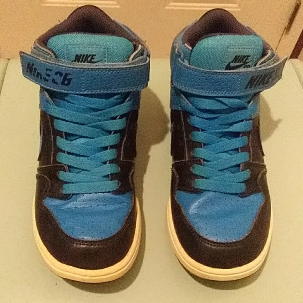 Nike SB (Big Boy Size)